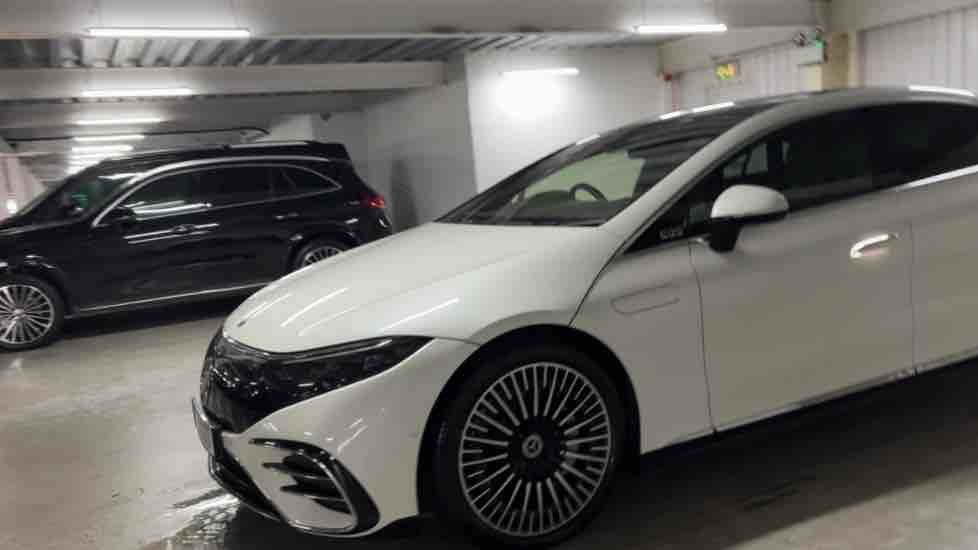 More views of Mercedes-Benz EQS
