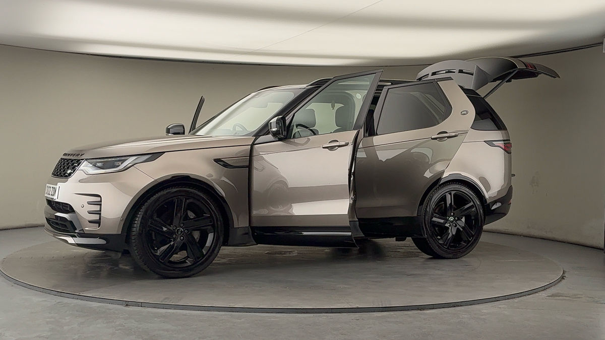 More views of Land Rover Discovery