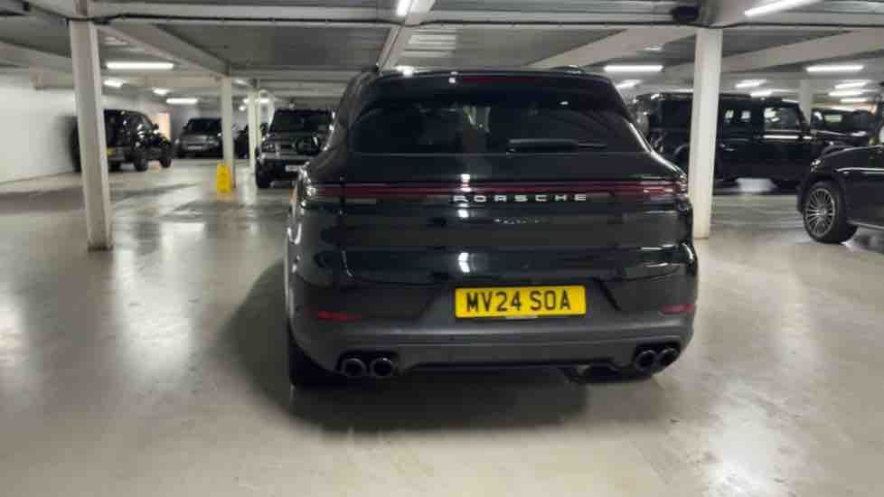 More views of Porsche Cayenne