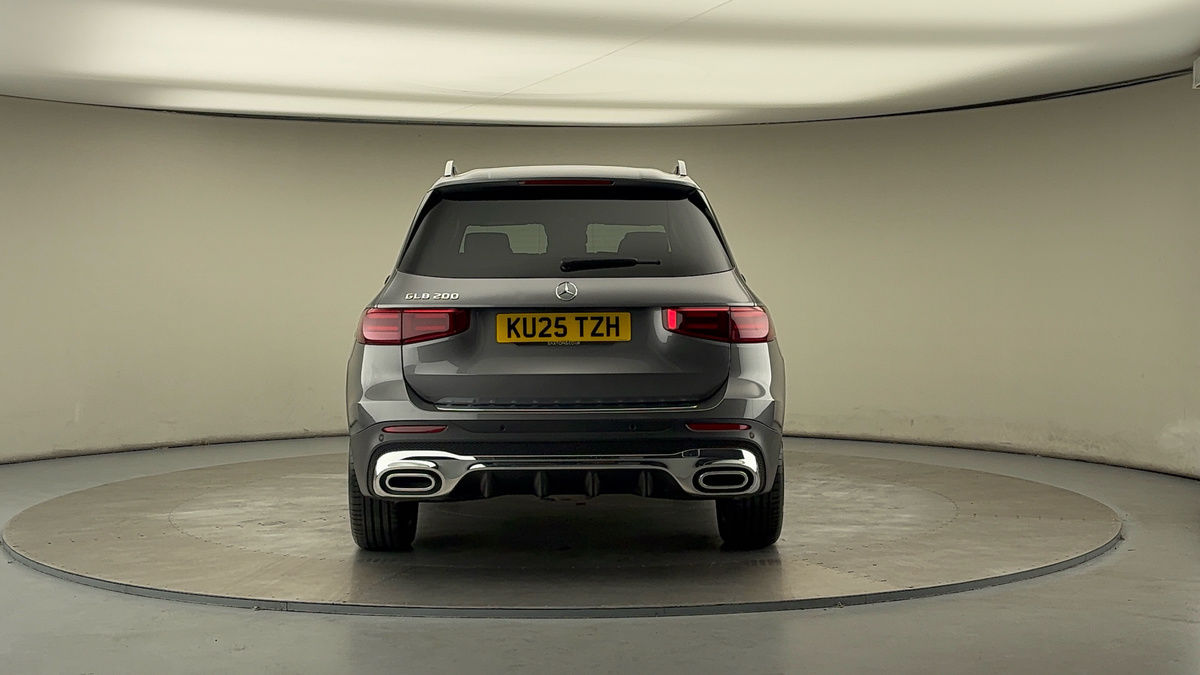 Mercedes-Benz GLB Image 4