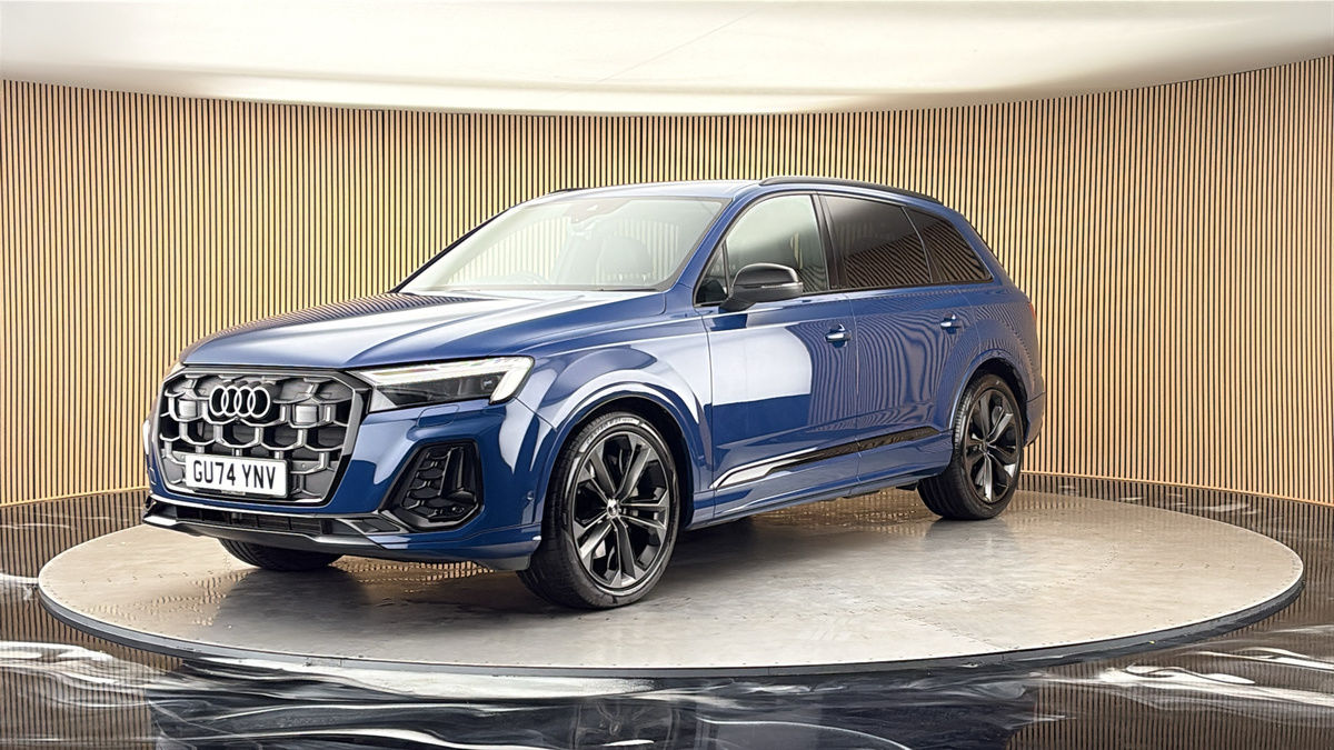 More views of Audi Q7