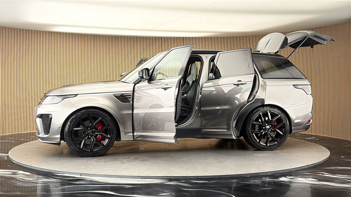 More views of Land Rover Range Rover Sport