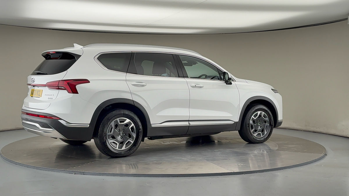 More views of Hyundai Santa Fe