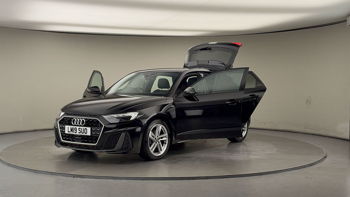 More views of Audi A1