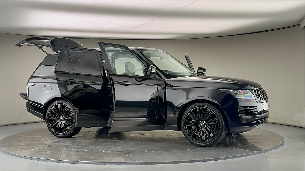 More views of Land Rover Range Rover