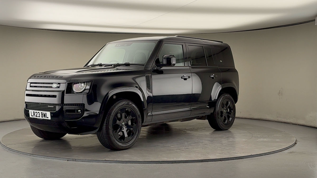 Land Rover Defender 110 Image 20