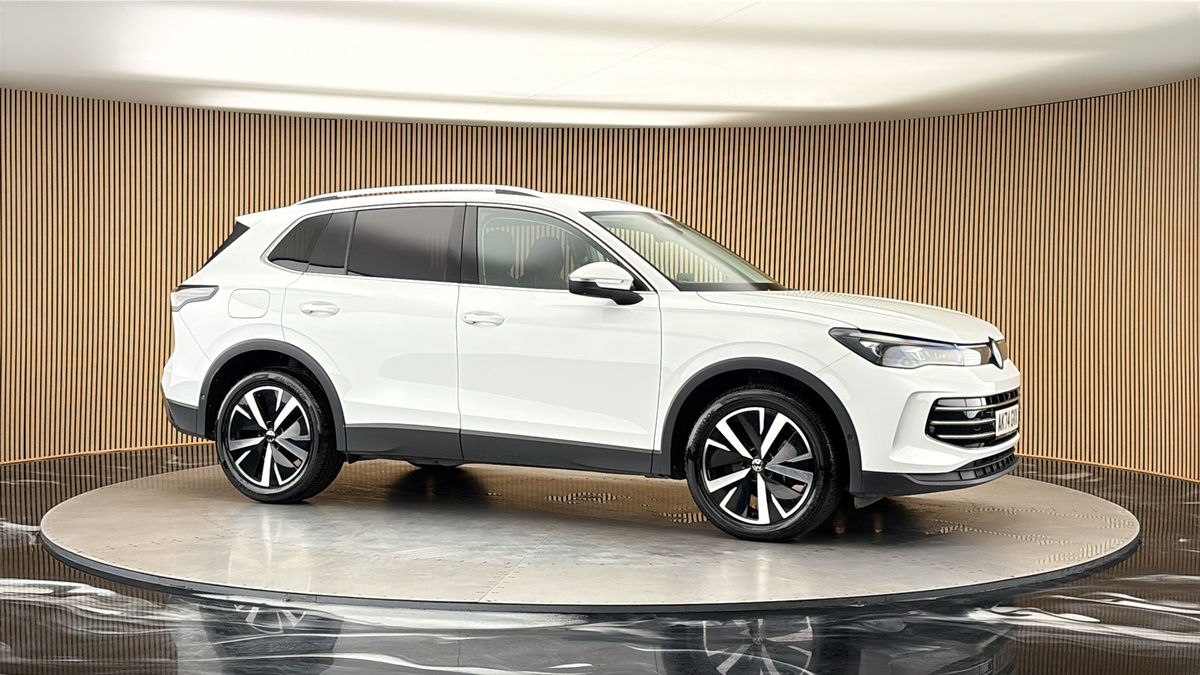 More views of Volkswagen Tiguan