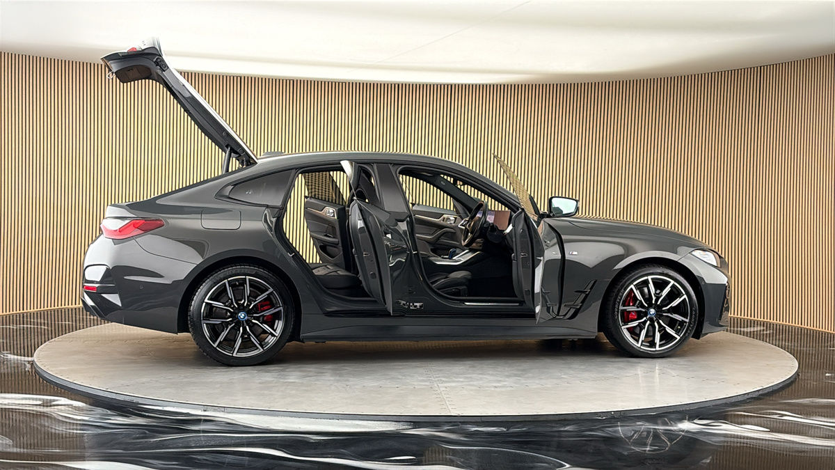 More views of BMW i4