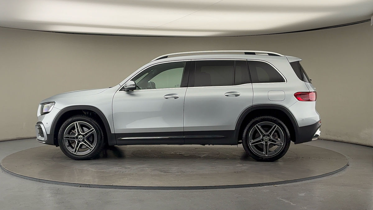 More views of Mercedes-Benz GLB