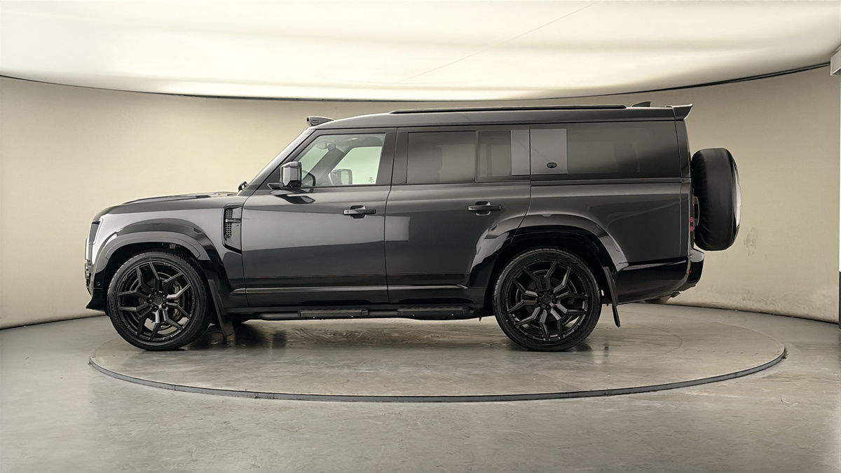 More views of Land Rover Defender 130