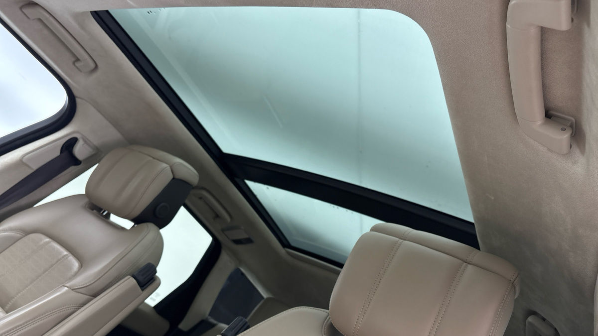 Land Rover Range Rover Sport Image 6