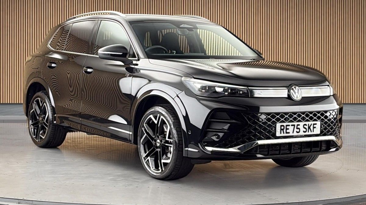 Volkswagen Tiguan Sticky Header Image