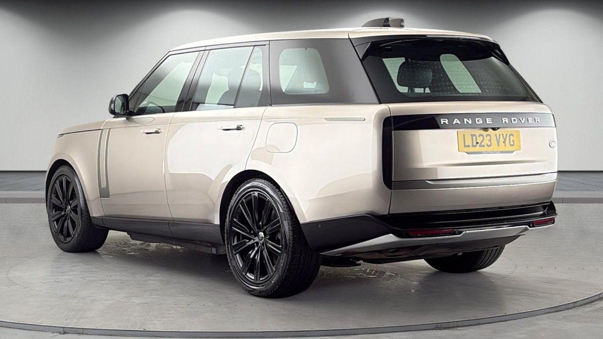 Land Rover Range Rover Image 2
