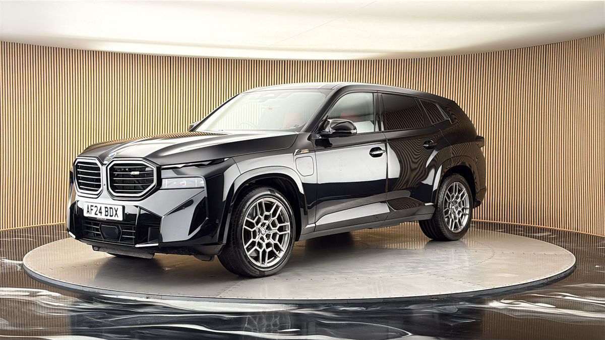 BMW XM Image 20