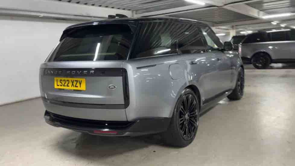 More views of Land Rover Range Rover
