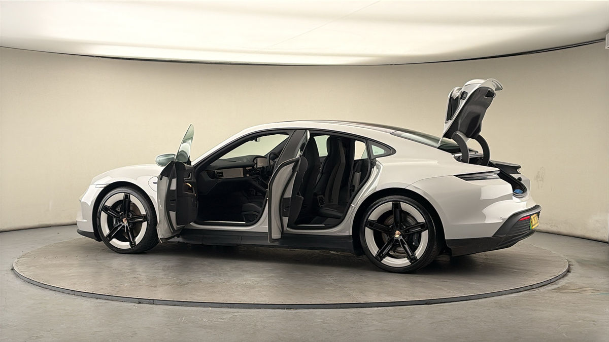 More views of Porsche Taycan