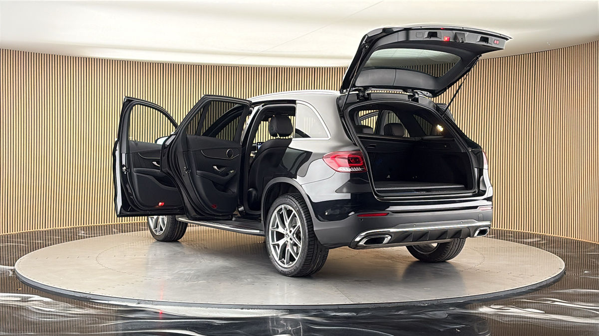 Mercedes-Benz GLC Image 23