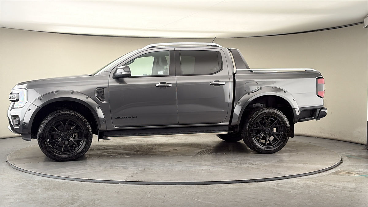 More views of Ford Ranger