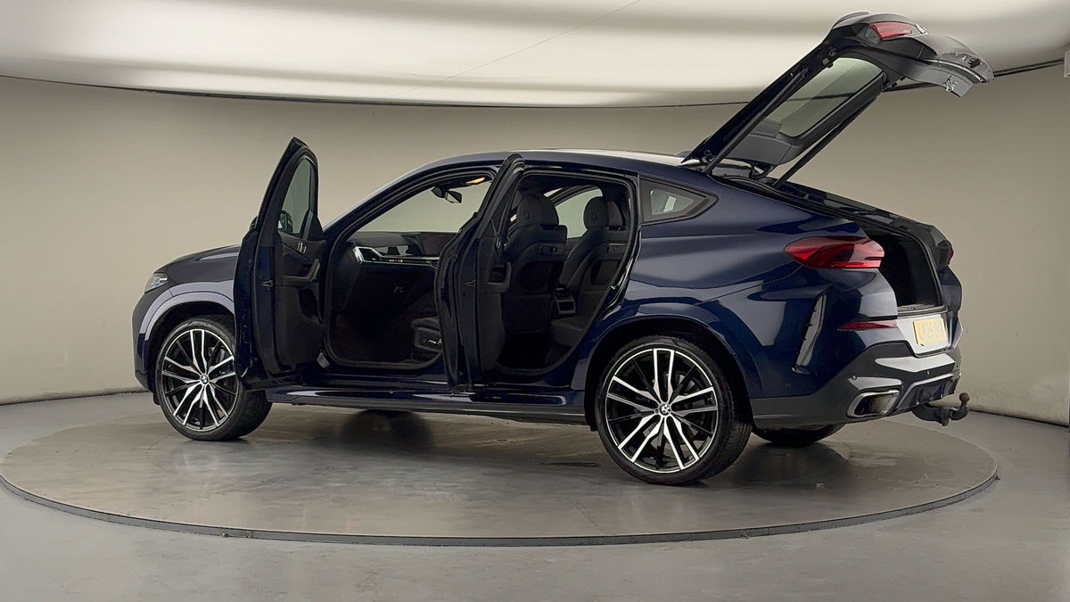 More views of BMW X6