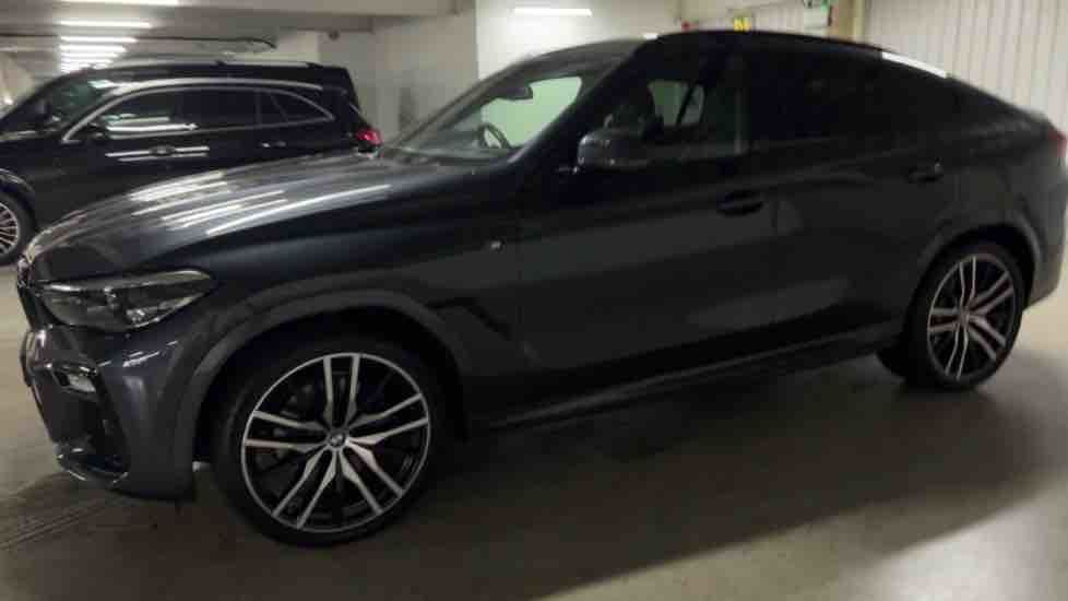 More views of BMW X6