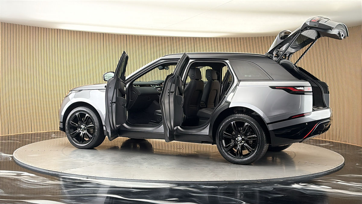 More views of Land Rover Range Rover Velar
