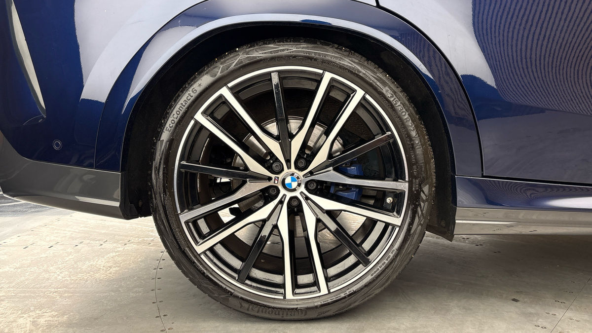 BMW X6 Image 10