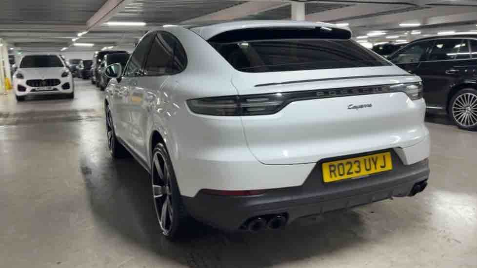 More views of Porsche Cayenne