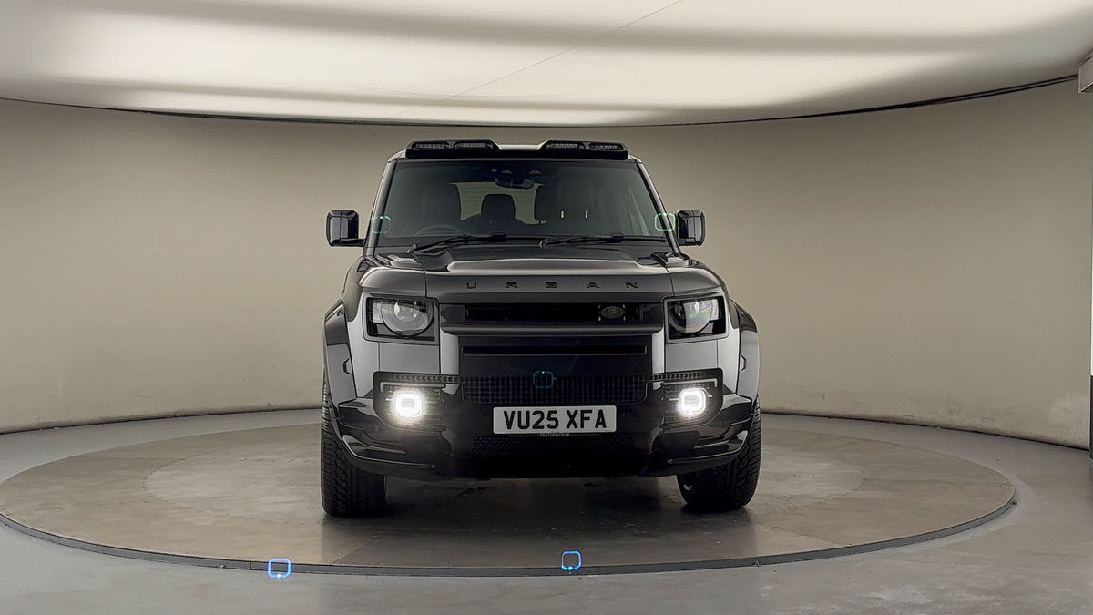 More views of Land Rover Defender 90