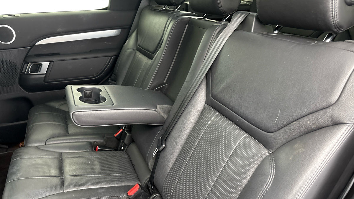 Land Rover Discovery Image 15