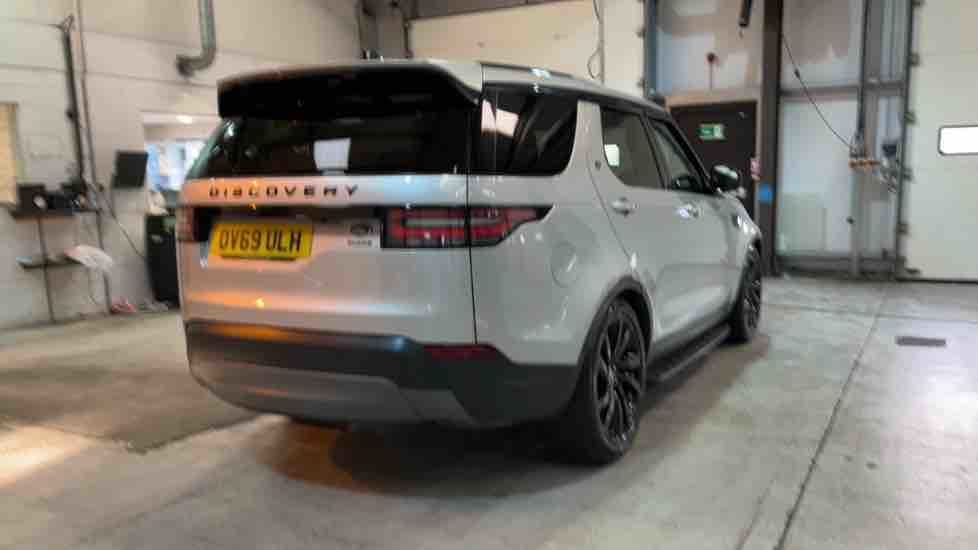 More views of Land Rover Discovery