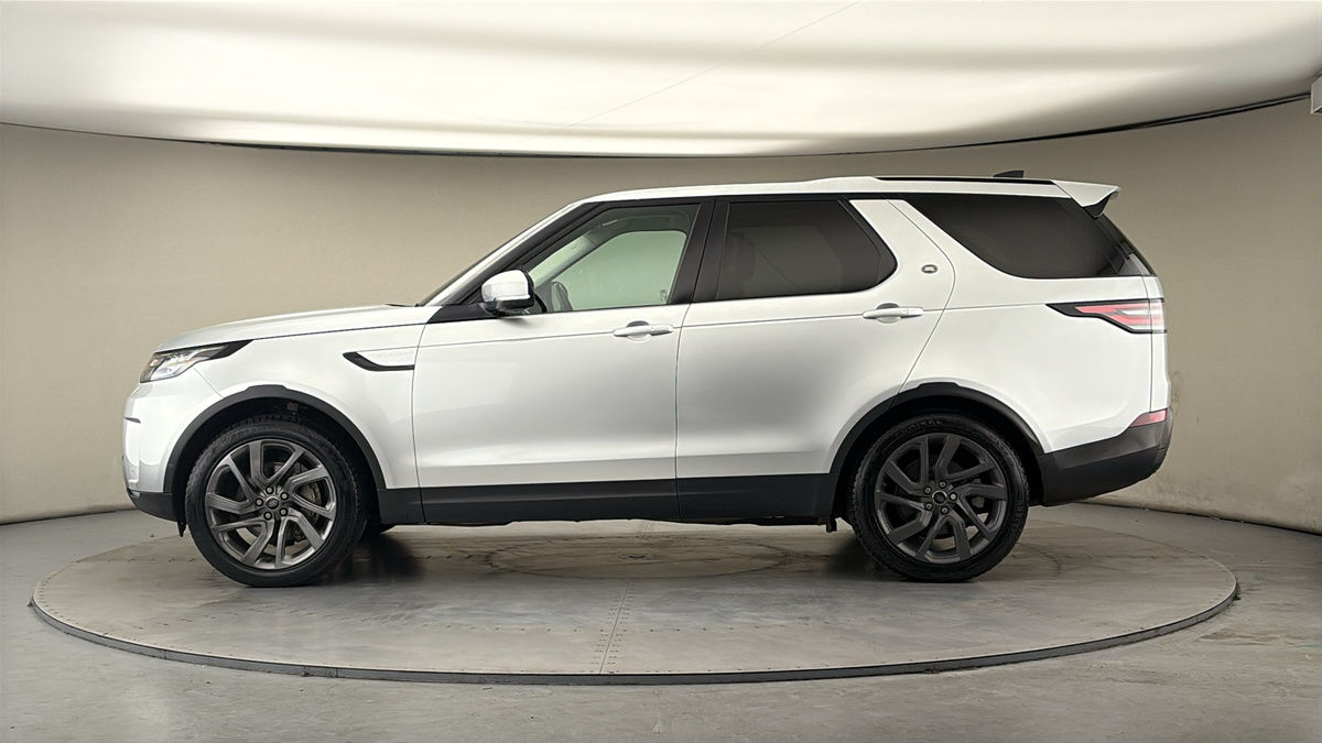 Land Rover Discovery Image 15