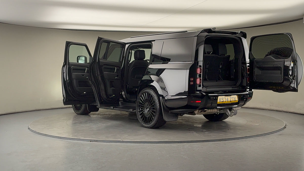 More views of Land Rover Defender 130