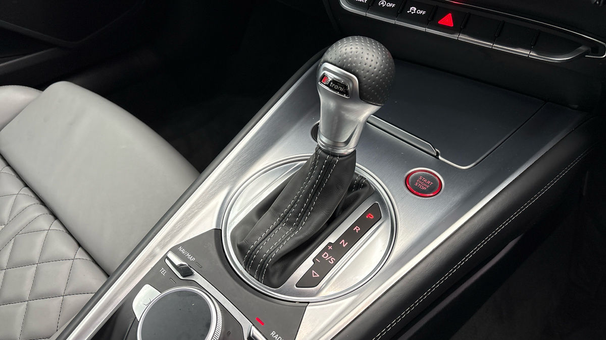 Audi TTS Image 27