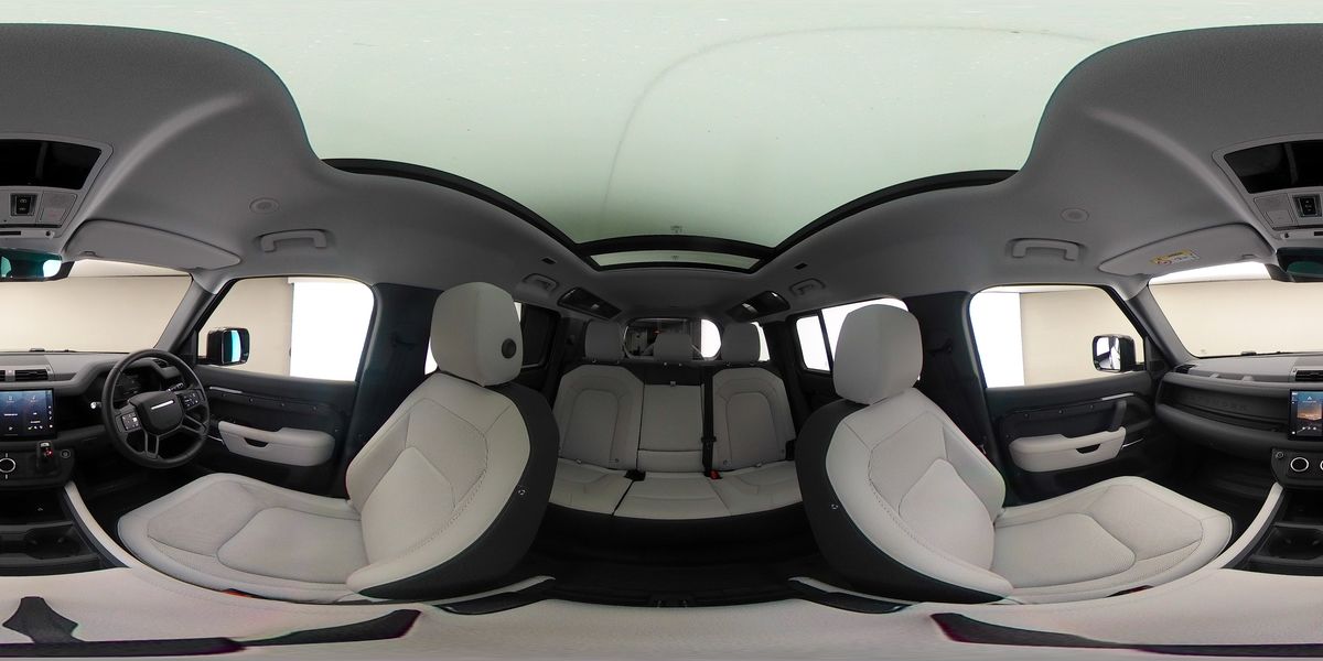 More views of Land Rover Defender 110