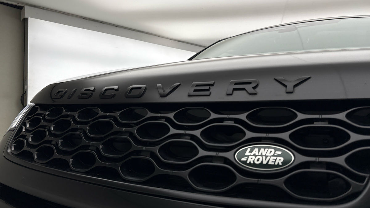 Land Rover Discovery Sport Image 24