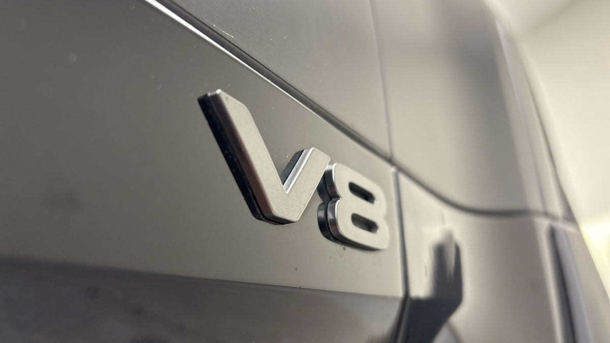 Land Rover Defender 90 Image 26