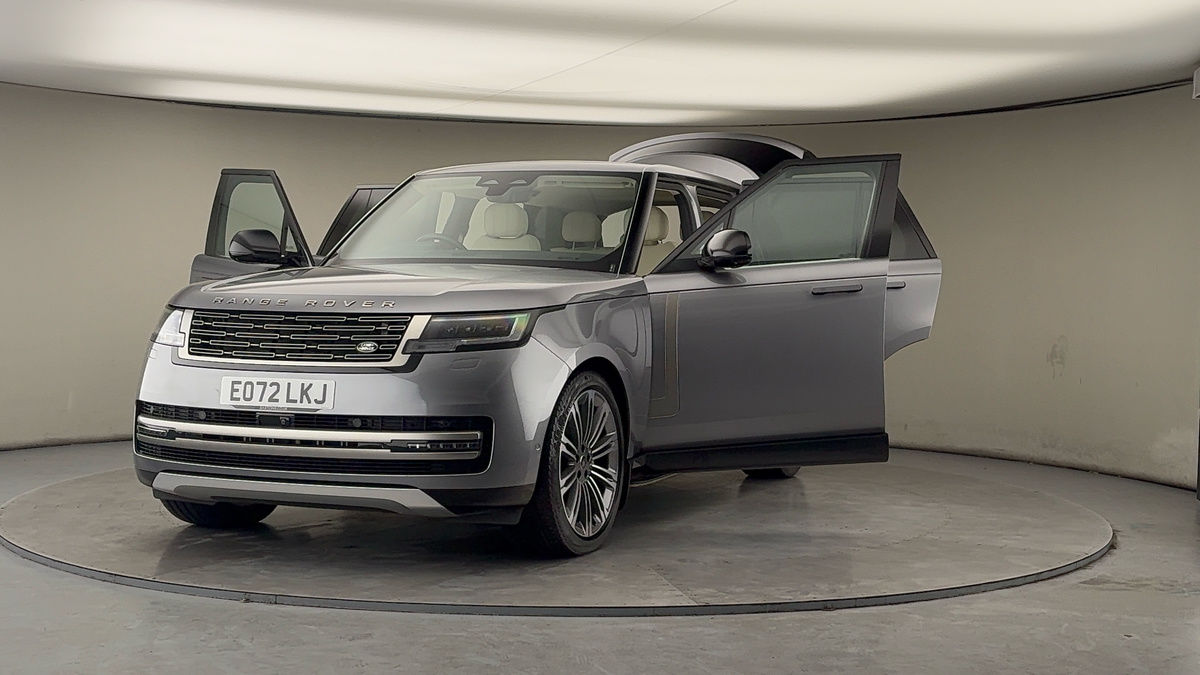 More views of Land Rover Range Rover