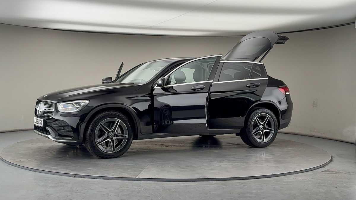 More views of Mercedes-Benz GLC