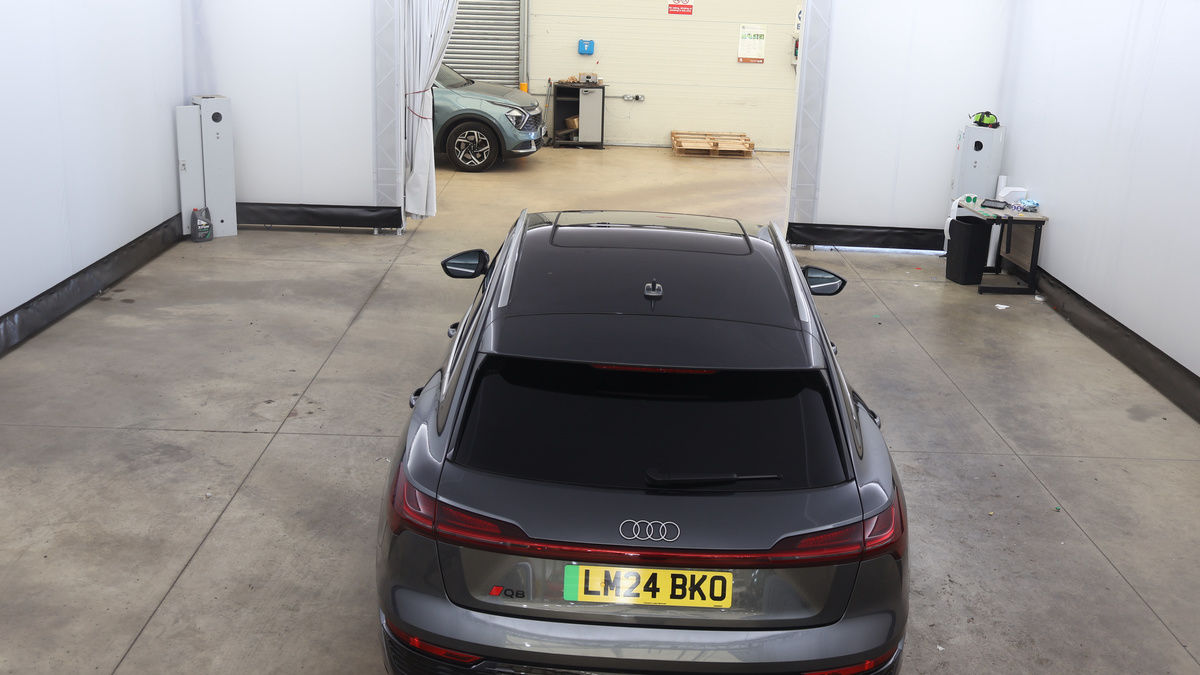 Audi Q8 e-tron Image 7