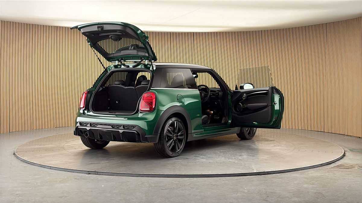 More views of MINI Hatch