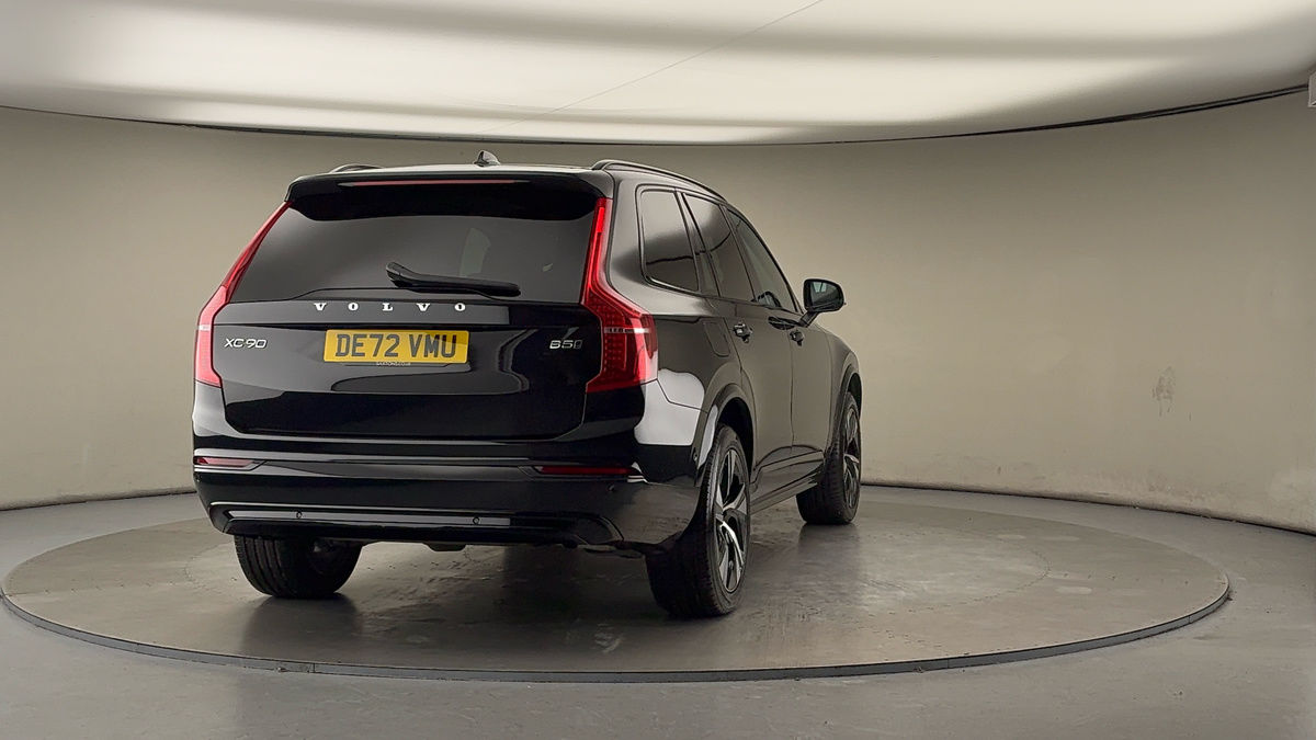 More views of Volvo XC90
