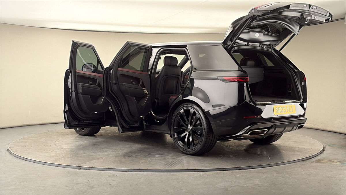 More views of Land Rover Range Rover Sport