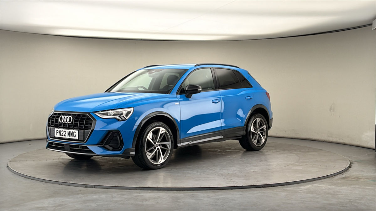 Audi Q3 Image 20