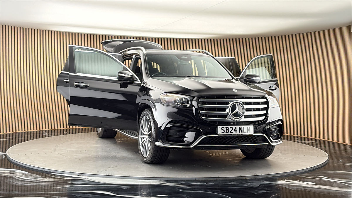 More views of Mercedes-Benz GLS