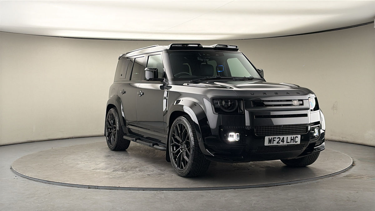 More views of Land Rover Defender 110