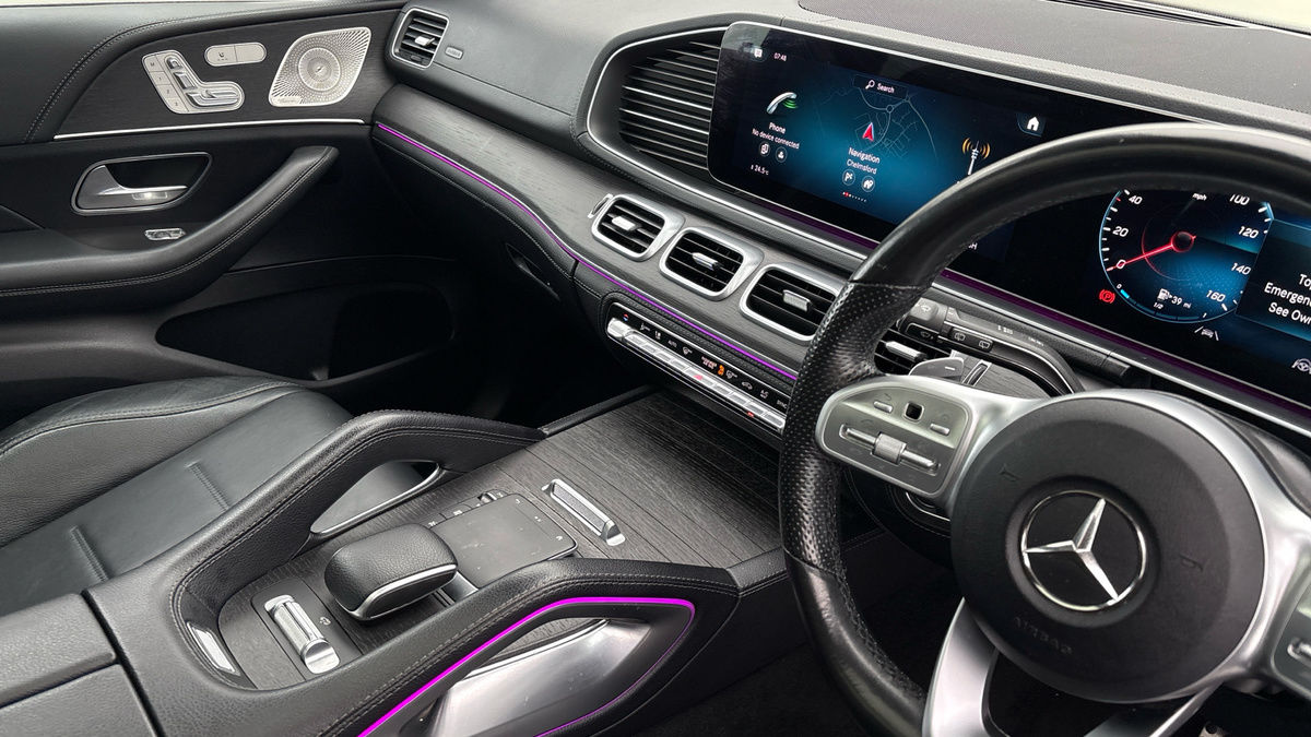 Mercedes-Benz GLE Image 18