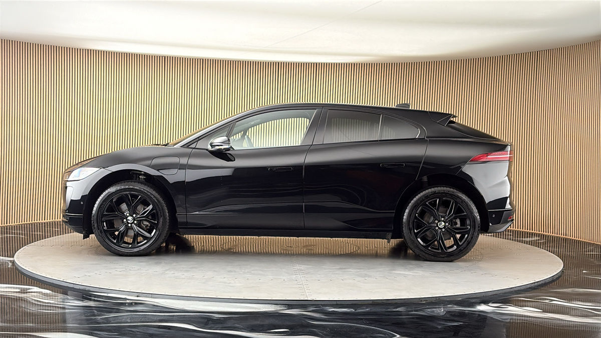 Jaguar I-PACE Image 15