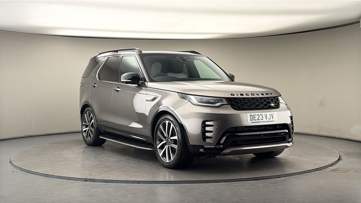 Land Rover Discovery Sticky Header Image