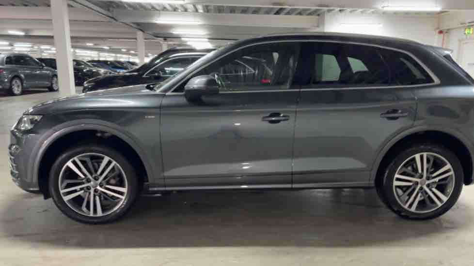 More views of Audi Q5