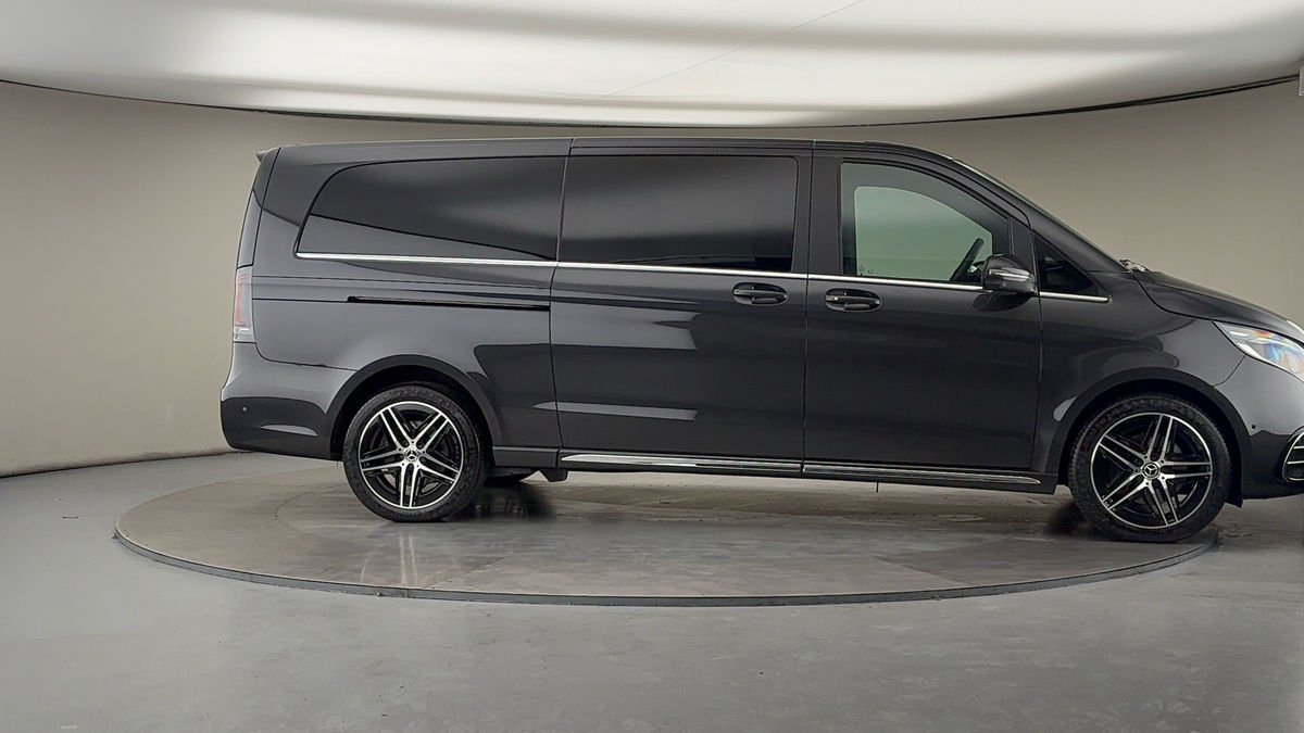 More views of Mercedes-Benz V Class